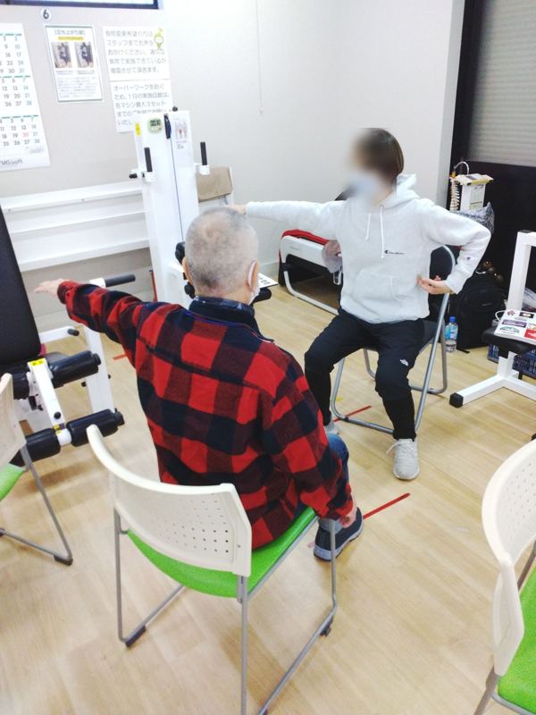 スタッフによる一人ひとりへの個別指導